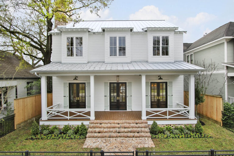 White House on East 10th